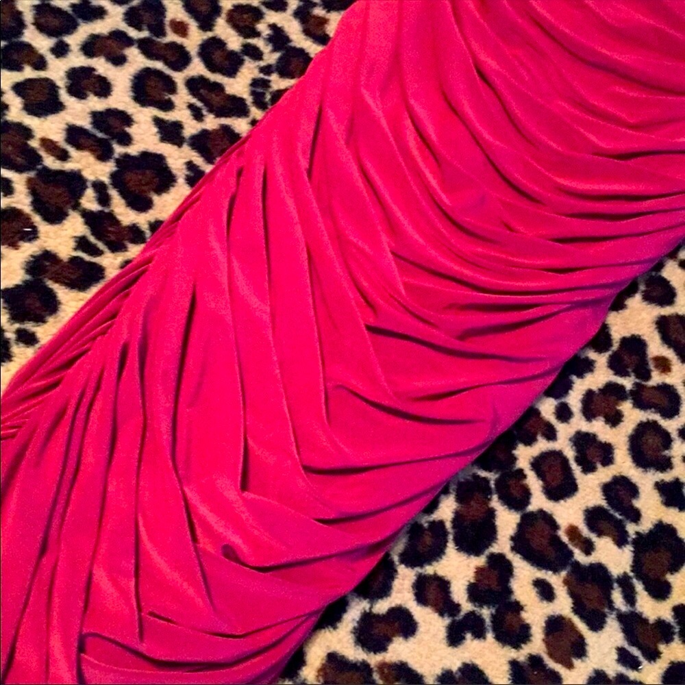 Burgundy Ruched Pencil Skirt - Picture 4 of 5